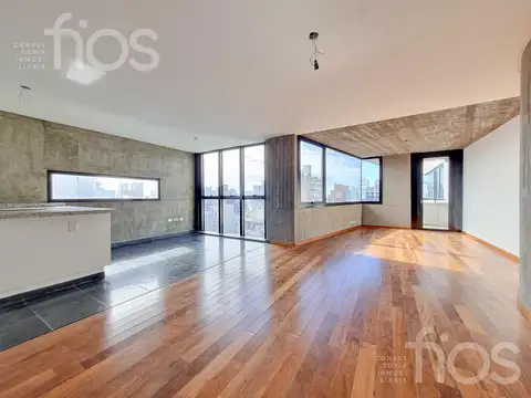 VENTA DEPARTAMENTO AMOEBLADO DE  2 DORMITORIOS, DOBLE BALCÓN, AMENITIES Y COCHERA  ZONA RIO