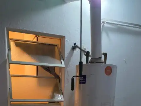 Depto Tipo Casa 2 ambientes con 1 baño
