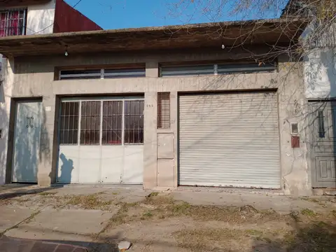 Vivienda mas Local y Cochera