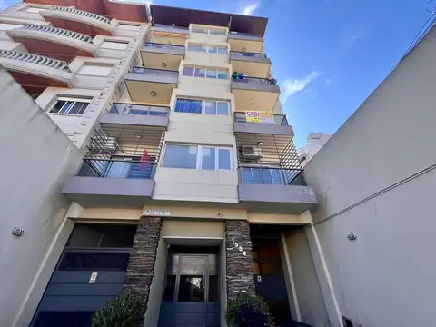 Presidente Arturo Illia 1500