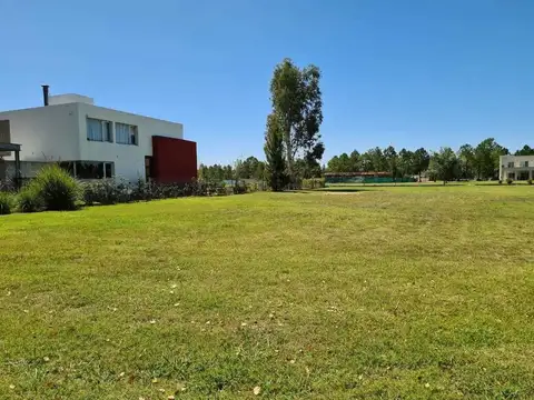 Terrenos en venta - 1.250mts2 - Club Miralagos II, La Plata