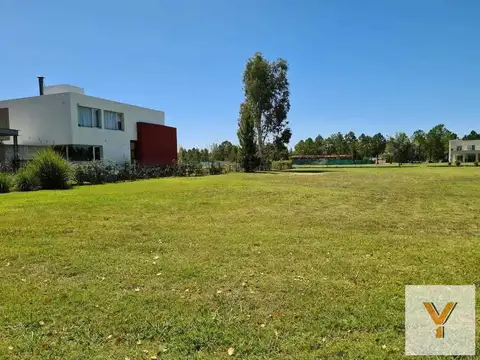 Terrenos en venta - 1.250mts2 - Club Miralagos II, La Plata
