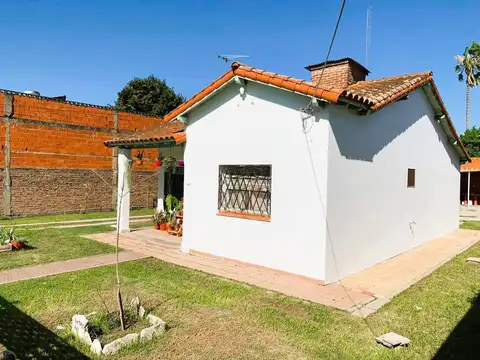 Casa en Venta con 5 cocheras
