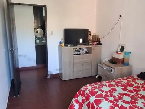 Zona Sur. Monseñor Enrique Angelelli. Mza C. Casa 100