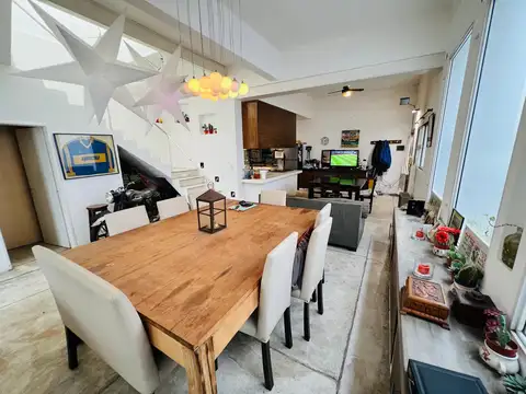 Depto Tipo Casa 4 ambientes con 2 baños