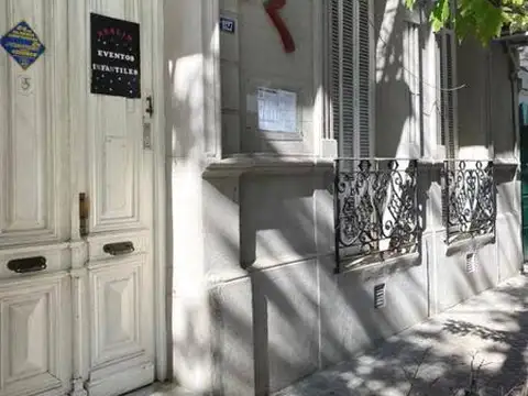 CASONA EN ALQUILER!!!! EXCLUSIVO USO PROFESIONAL, COMERCIAL O INSTITUCIONAL!!!!