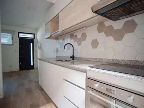 PH 2 Ambientes Reciclado a Nuevo con Patio y Parrilla