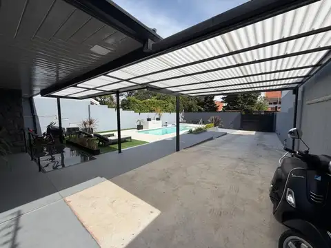 EXCLUSIVA RESIDENCIA DE DISEÑO EN ZONA GÜEMES