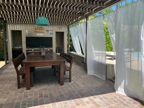 DEL 25 DE ENERO AL 18 DE FEBRERO DEL 2026 U$S 3800