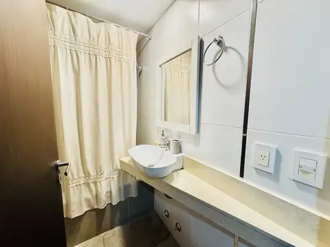 Departamento en Alquiler en Villa General Mitre, $ 750.000