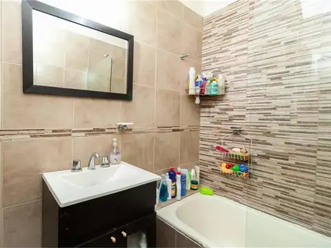 Depto Tipo Casa en Venta de 3 ambientes