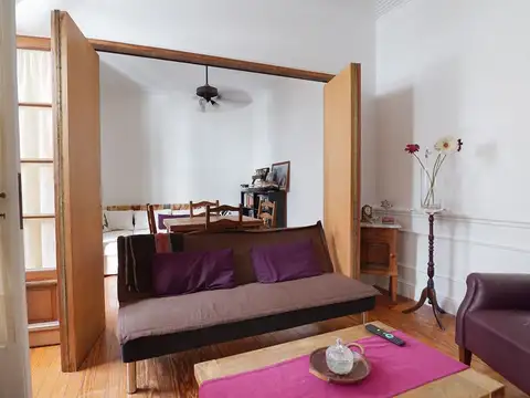 Depto Tipo Casa en Venta en Almagro, USD 185.000