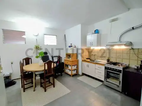 Belgrano 5000, Piso 1