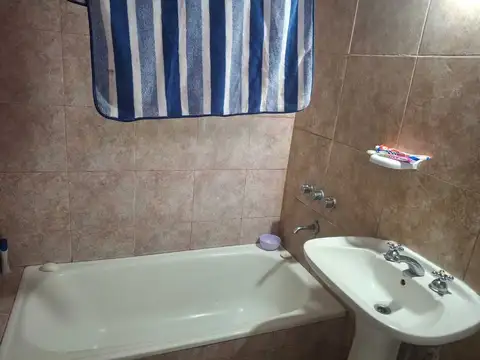 Departamento 3 ambientes con 2 baños