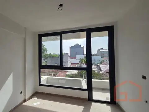 Venta departamento 3 ambientes en Haedo con cochera cubierta a estrenar