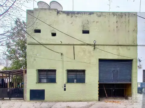 EXCELENTE GALPON 632 M2 EN C CROCE, R. DE ESCALADA