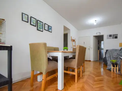 Departamento en Venta en Villa del Parque, USD 87.000