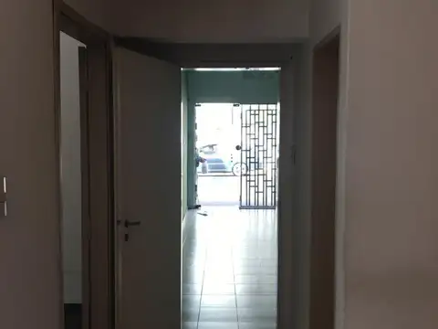 Local en Alquiler en Morón Sur, $ 1.900.000