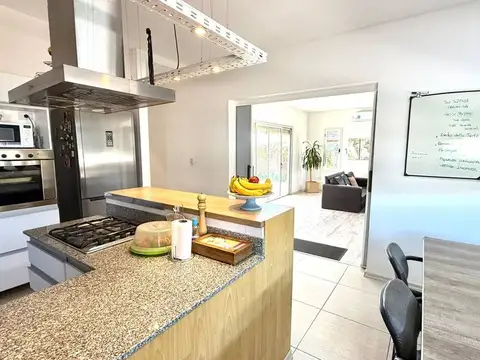 VENTA CASA EN BARRIO PRIVADO LA BASTILLA