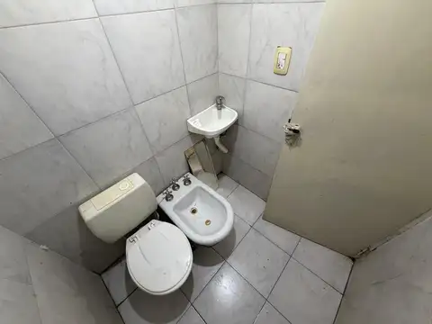 Depto Tipo Casa en Alquiler en Jose Leon Suarez, $ 330.000