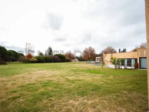 CASA EN VENTA EN AREA 60
