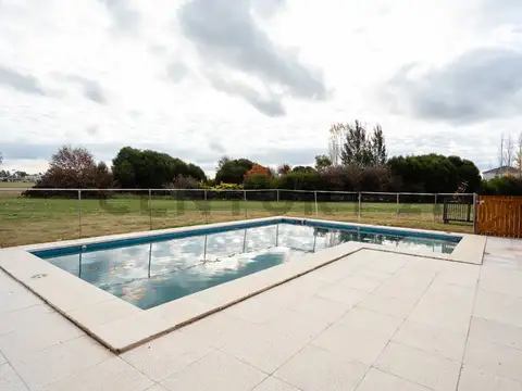 CASA EN VENTA EN AREA 60