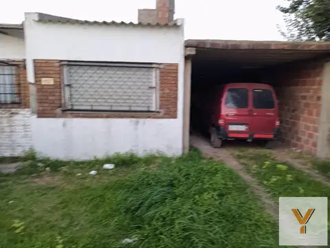 Casa en Venta con 1 cochera