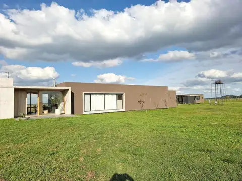 Exclsva Casa 420 m² Exclete Construccion y Calidad Lote de 13.000 m²