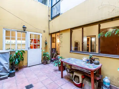 Departamento en venta PB dos ambientes y patio