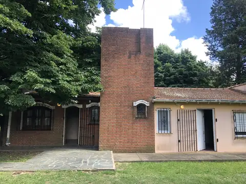 Casa 2 ambientes con 1 baño