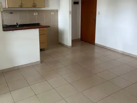 Departamento en Alquiler en Monte Castro, $ 500.000