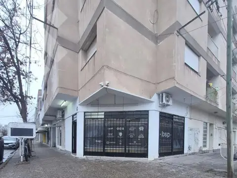 VENTA LOCAL COMERCIAL 38 M2 - CENTRO, CIPOLLETTI