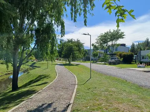 VENTA LOTE BARRIO CERRADO EL CAUCE 477 y 133 - CITY BELL - LA PLATA
