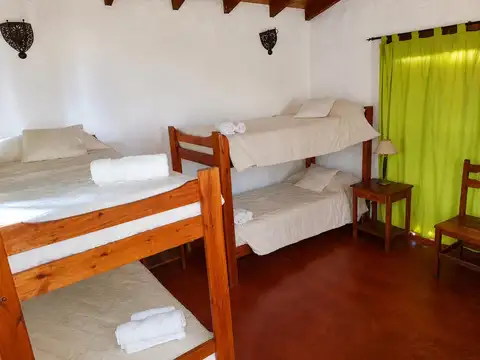 Cabaña de 3 Ambientes con Garage y Parrilla – Entre Camet y Santa Clara, a metros del mar