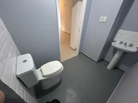 Local en Alquiler en Villa Urquiza, $ 800.000