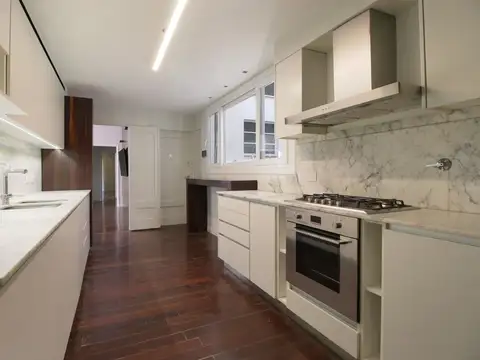 VENTA PISO 4 AMB DEPENDENCIA AV.ALVEAR RECOLETA