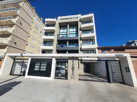 Avenida Costanera 1600, Piso 1