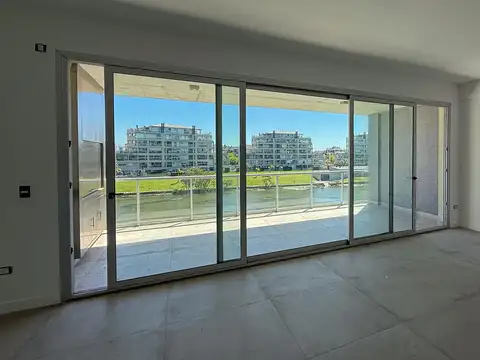 Av. del Golf  al 600