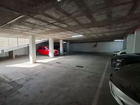 Venta Cochera en Av. Nores Martínez Barrio Jardín