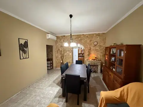 Depto Tipo Casa en Venta de 4 ambientes