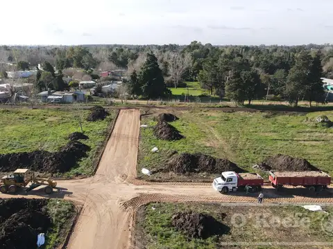 LOTEO RESIDENCIAL CON PERIMETRO DE SEGURIDAD EL PATO