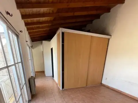 Galpon en Venta en Luis Guillon, USD 90.000