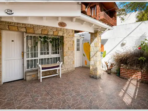 Casa en Venta con 1 cochera