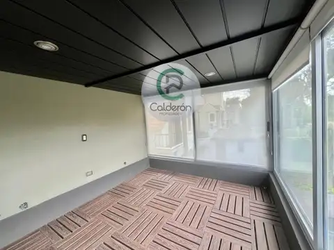 Casa 4 ambientes con 3 baños