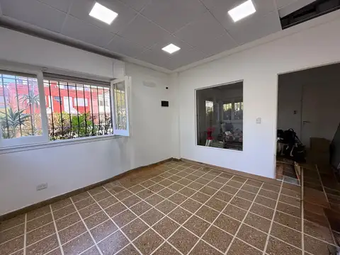 ALQUILER DE CASA -CONSULTORIO- COMERCIAL O PARTICULAR