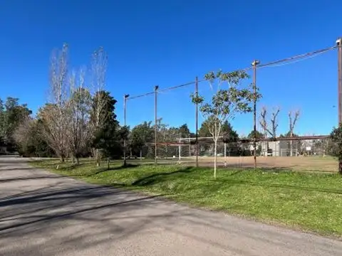 ¡OPORTUNIDAD ÚNICA! En Venta 2 Lotes de 444 m² c/u en Barrio El Carmencito