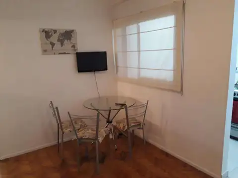 Pacheco De Melo 2900, Piso 2