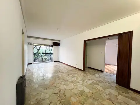 Departamento de 4 Ambientes con Dependencia - Av. Pedro Goyena - Caballito