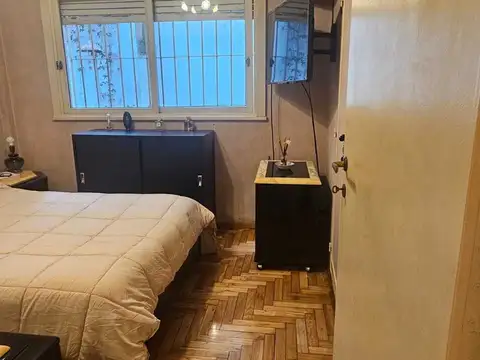 Vera 700, Piso 1