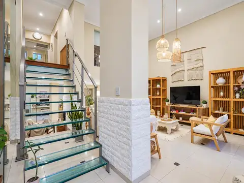 Depto Tipo Casa en Venta de 3 ambientes